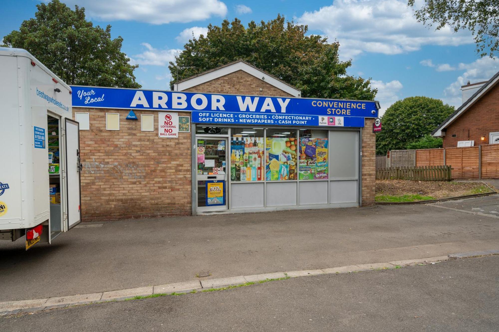 A Charming 3 Bed Next To Nec And Birmingham International Airport *